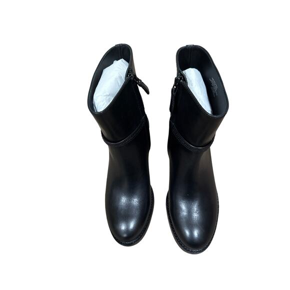 Tory Burch Miller Bootie in Black Leather Logo Zip Ankle Boot New in Box Size 6 - Picture 9 of 10